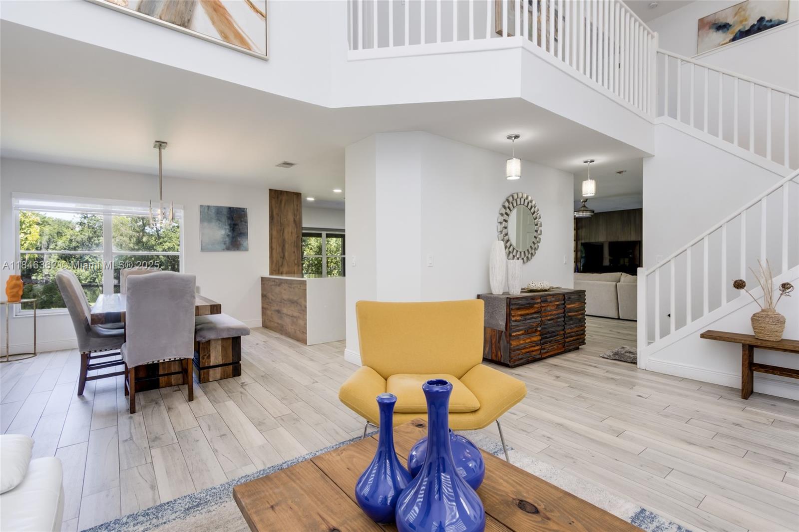 8434 NW 57th Dr, Coral Springs, FL, 33067/$715,000 4 8434 NW 57th Dr
