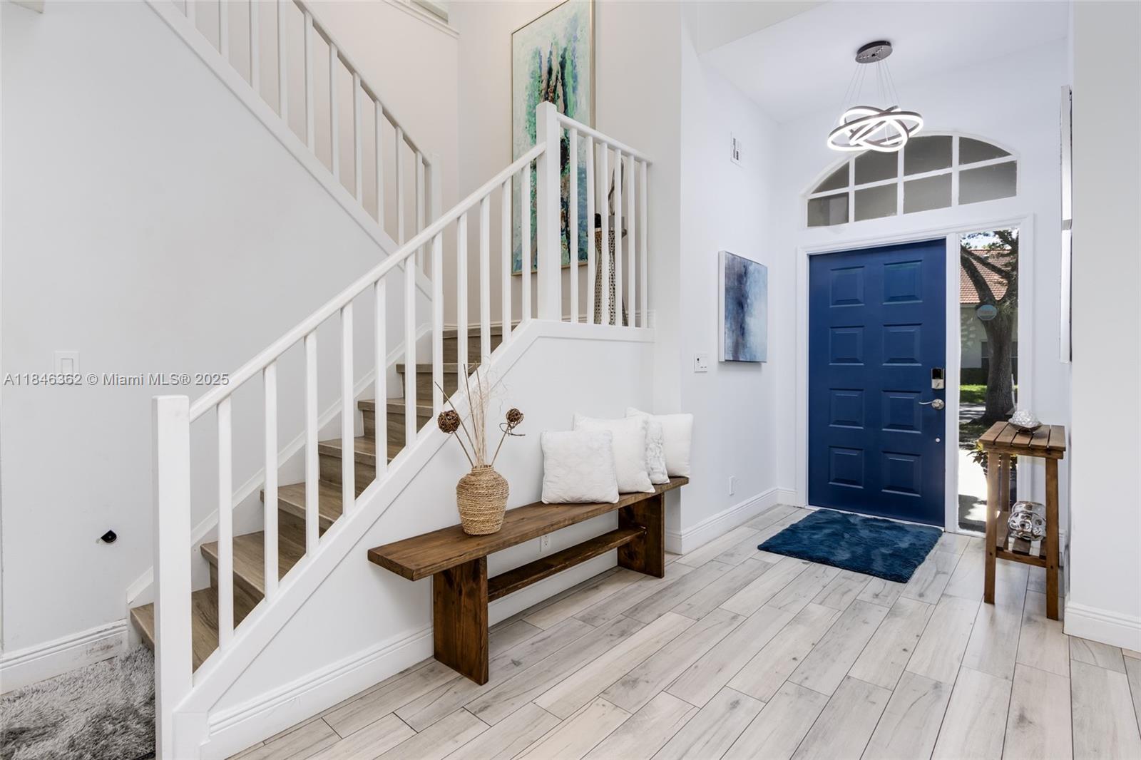 8434 NW 57th Dr, Coral Springs, FL, 33067/$715,000 1 8434 NW 57th Dr