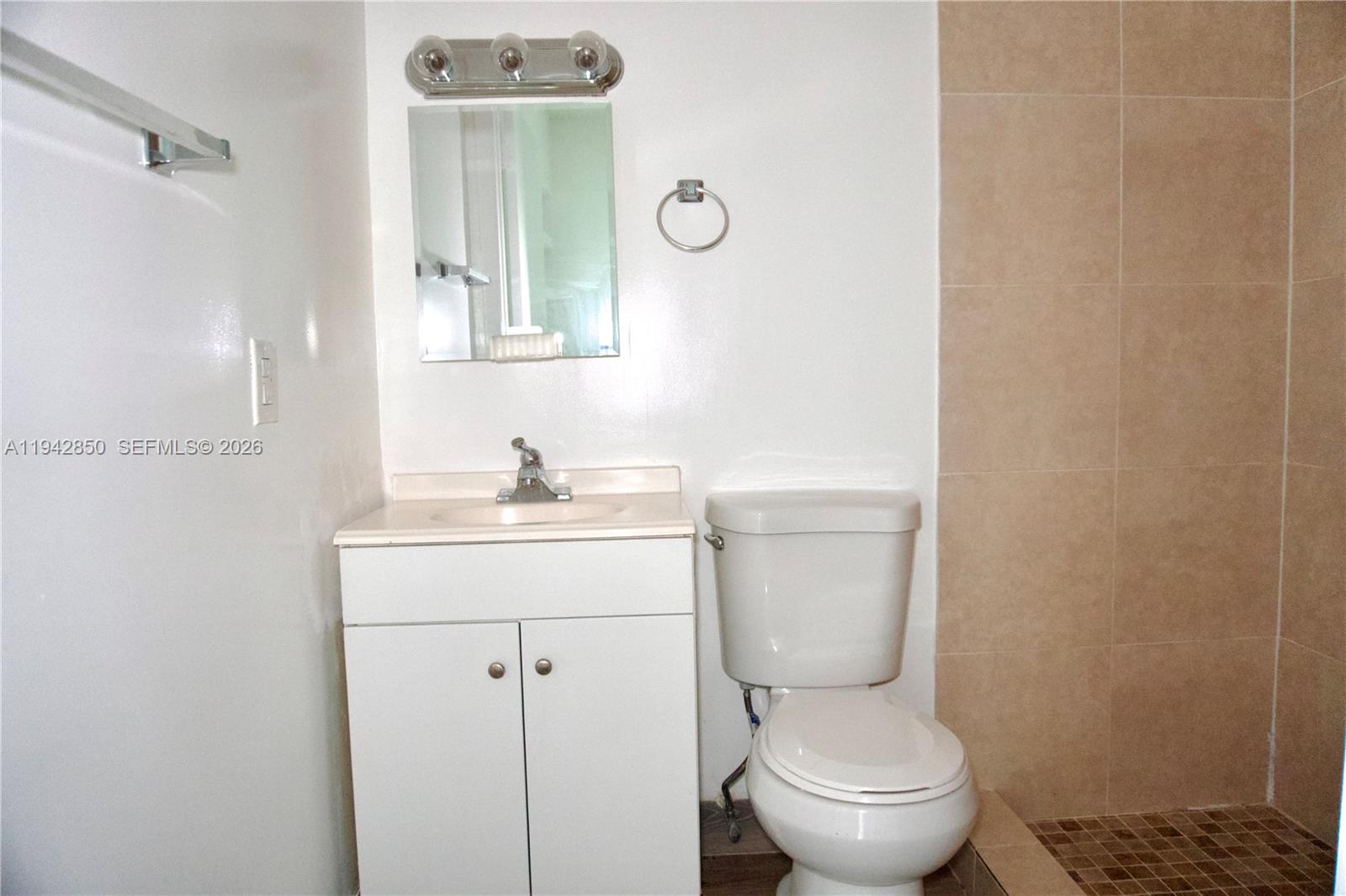 DRUID COURT 2ND ADDN - Residential Lease