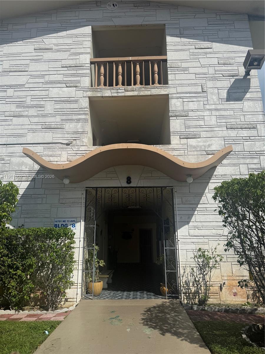 MAR-LEN GARDENS NO 8 CORP - Residential