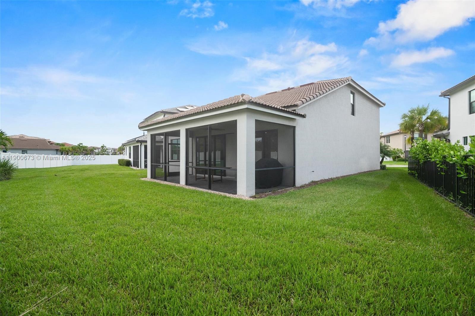 WOODMONT PODS B F & G - Residential