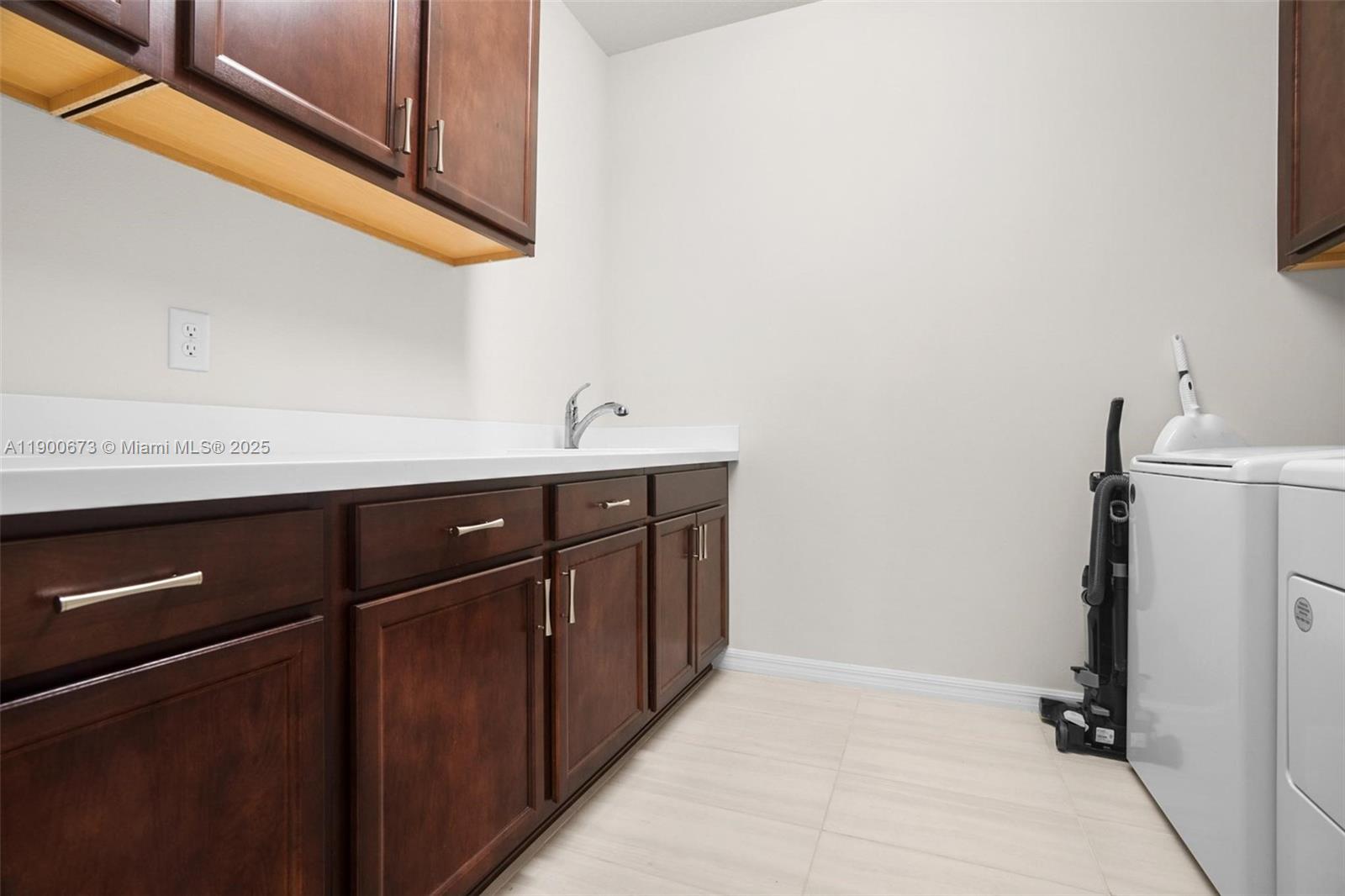 WOODMONT PODS B F & G - Residential