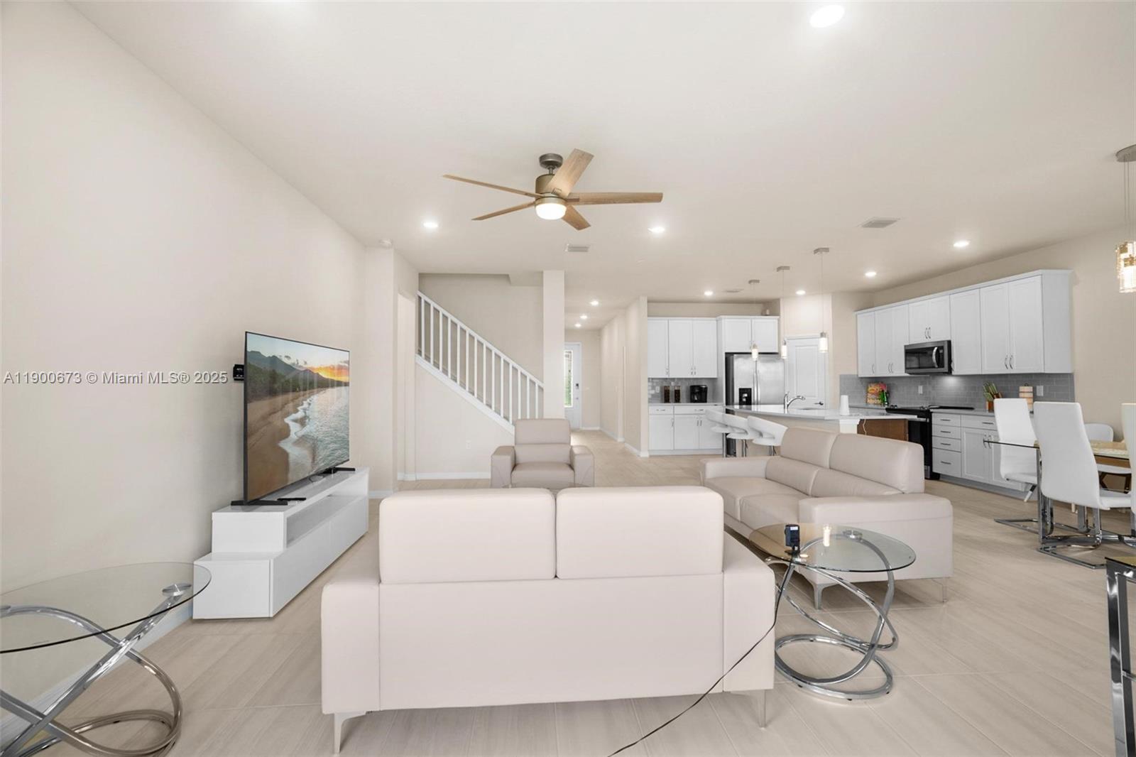 WOODMONT PODS B F & G - Residential