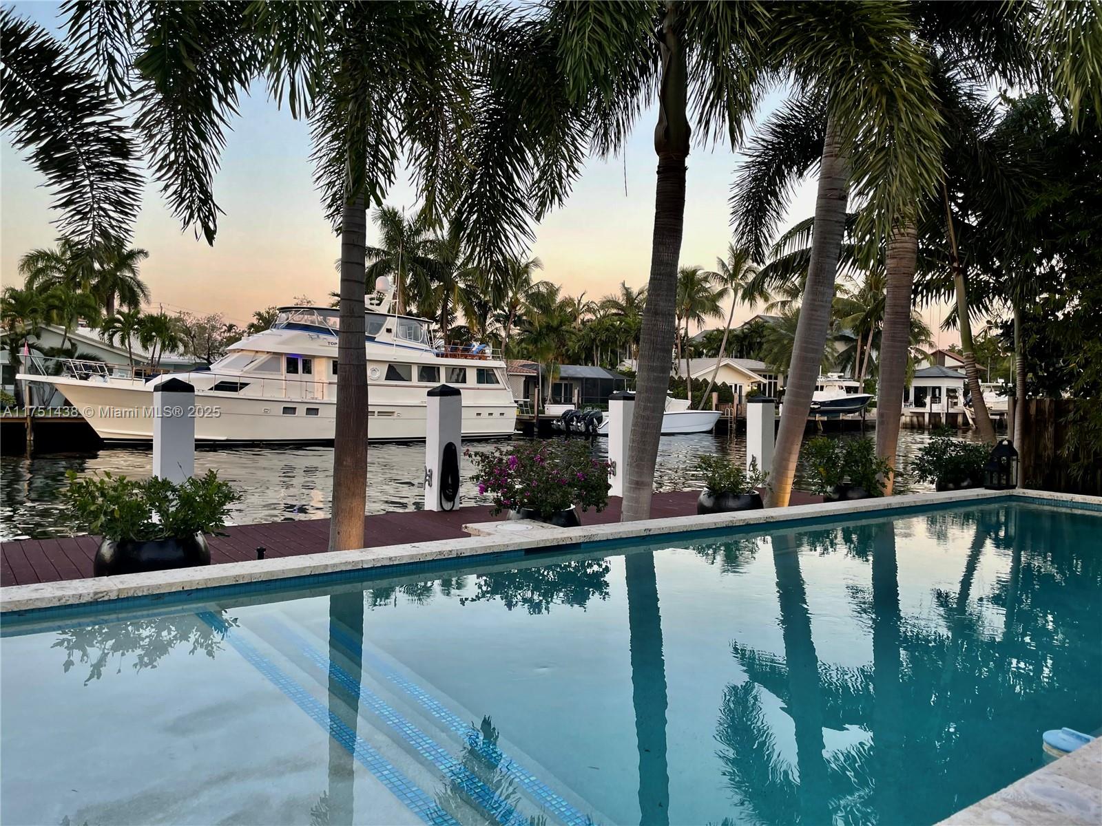 RIO VISTA ISLES - Residential Lease