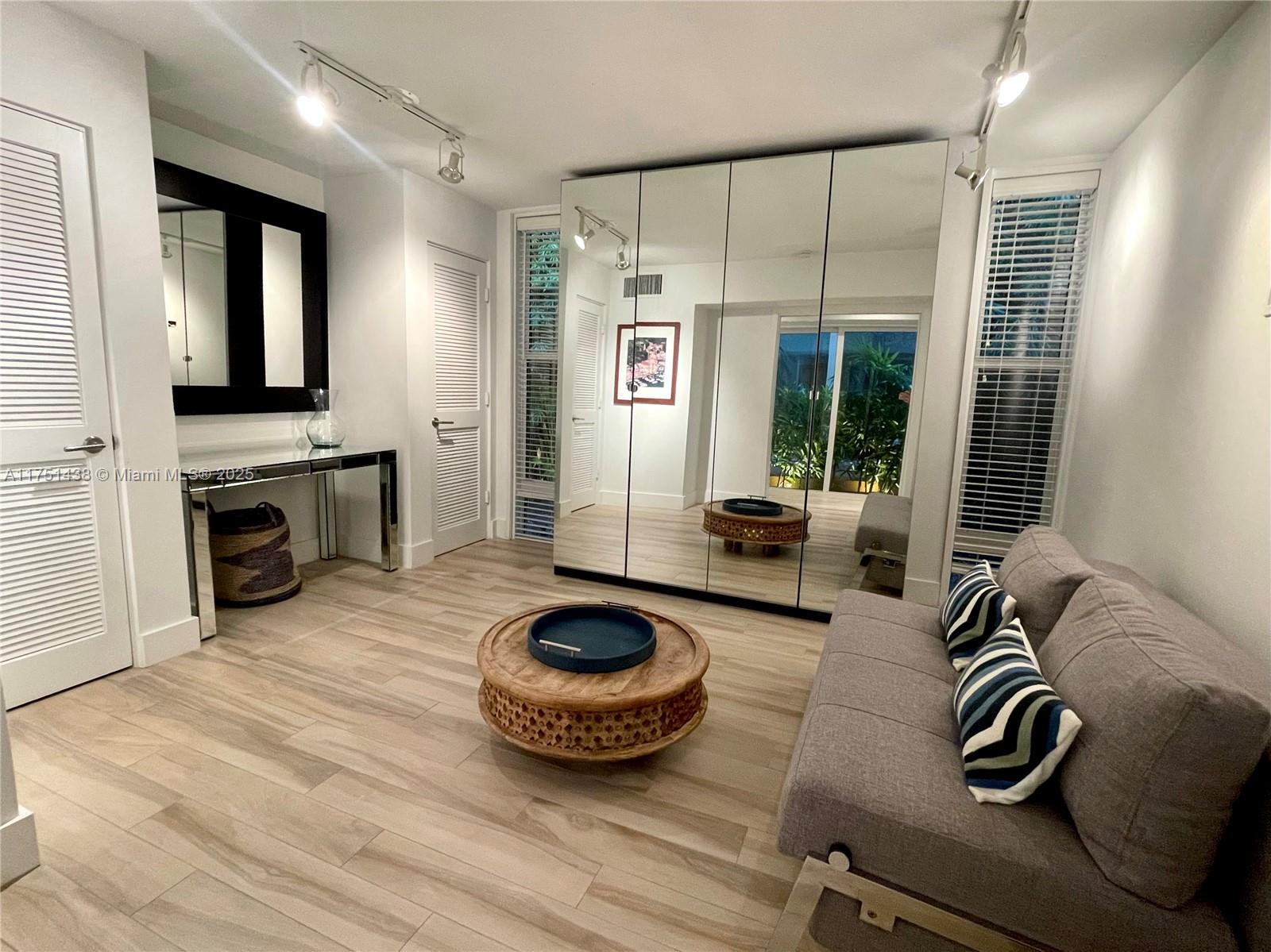 RIO VISTA ISLES - Residential Lease