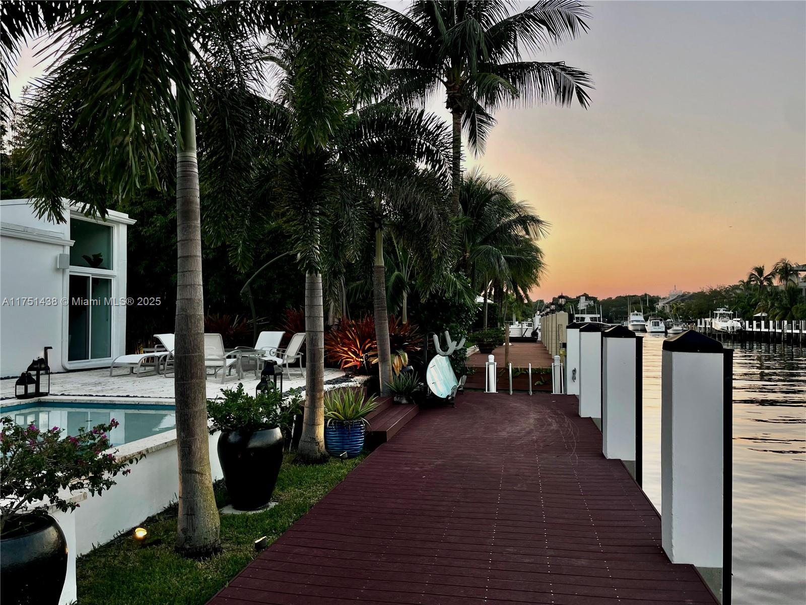 RIO VISTA ISLES - Residential Lease