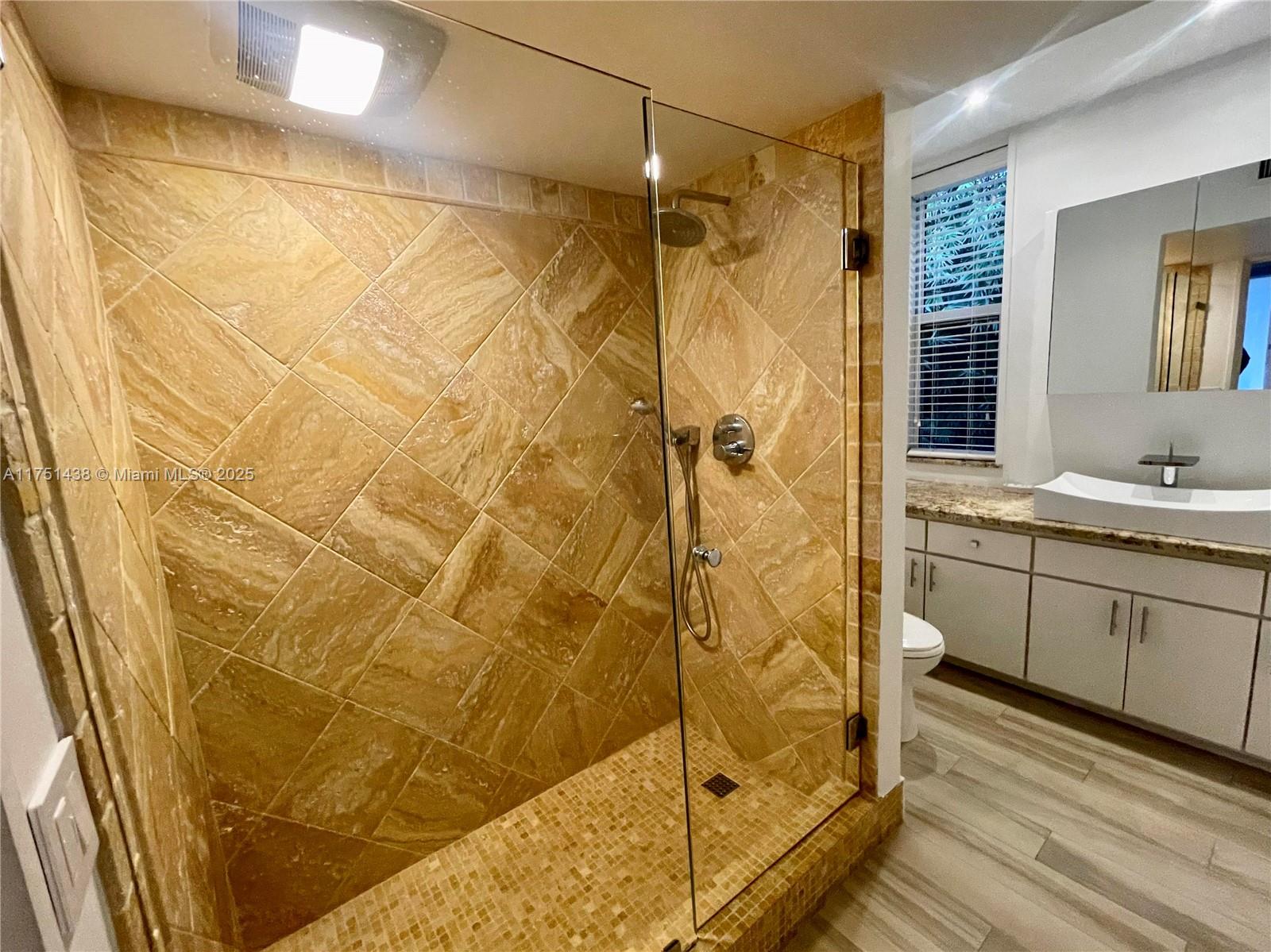 RIO VISTA ISLES - Residential Lease