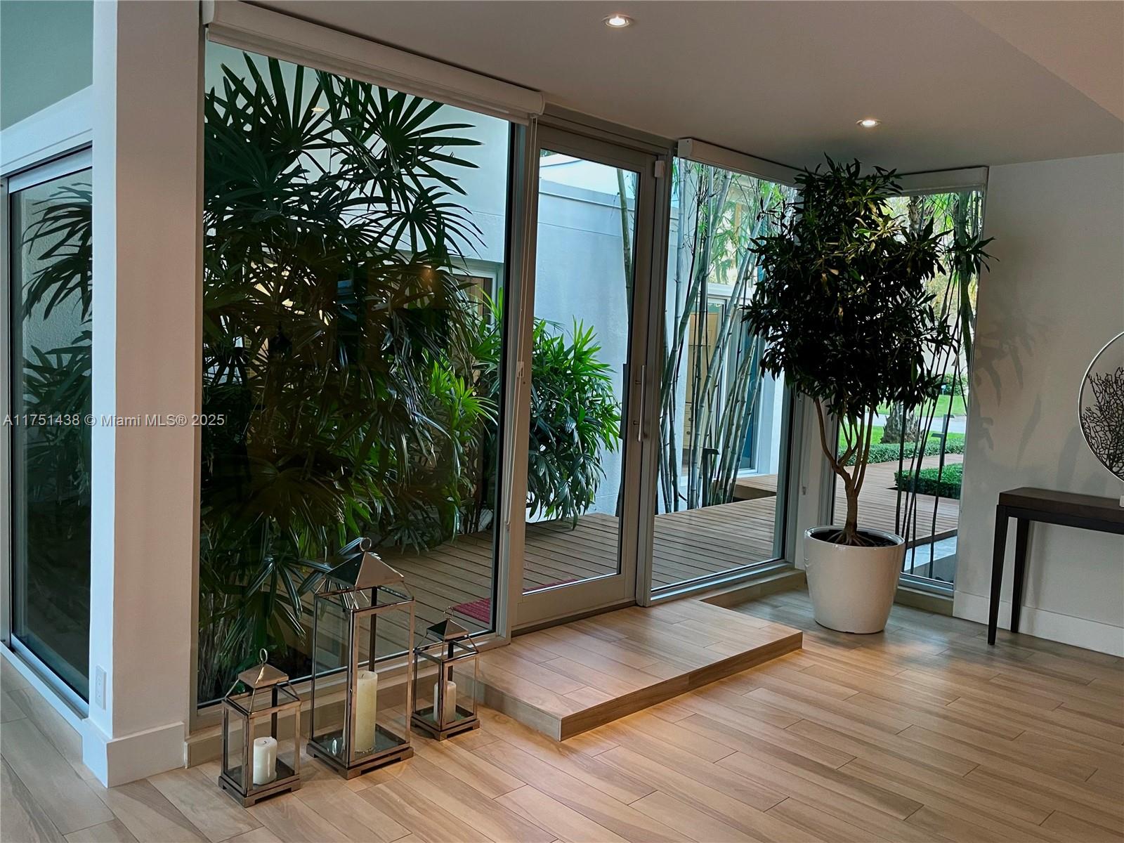 RIO VISTA ISLES - Residential Lease