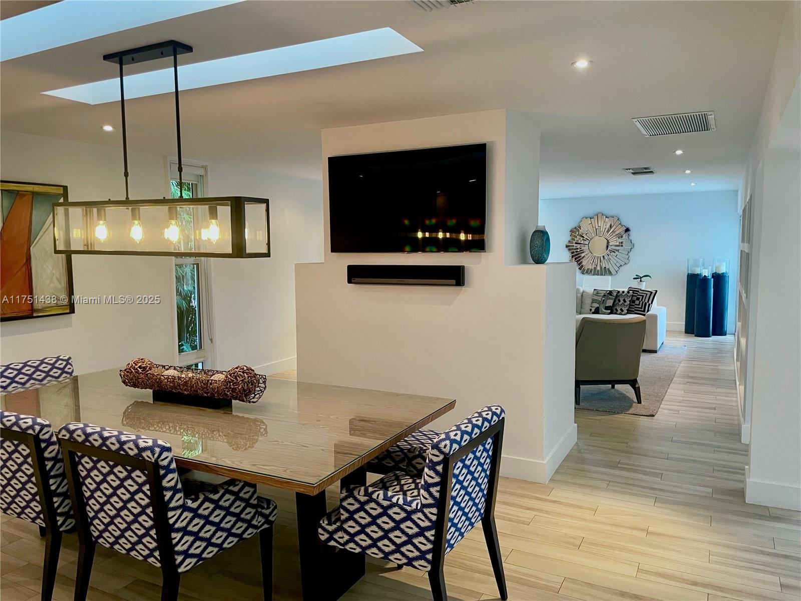 RIO VISTA ISLES - Residential Lease