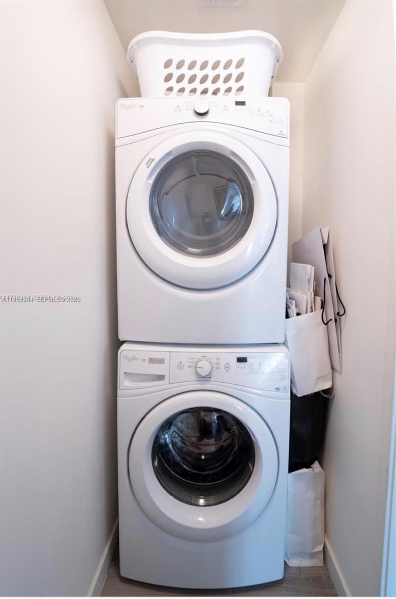 NINE AT MARY BRICKELL VIL - Residential