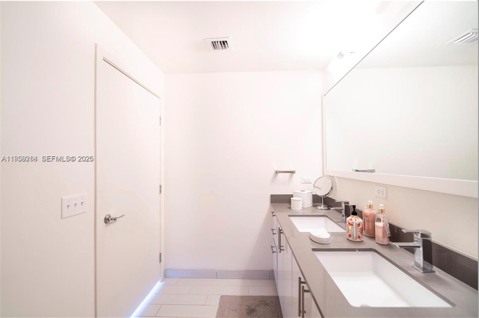 NINE AT MARY BRICKELL VIL - Residential