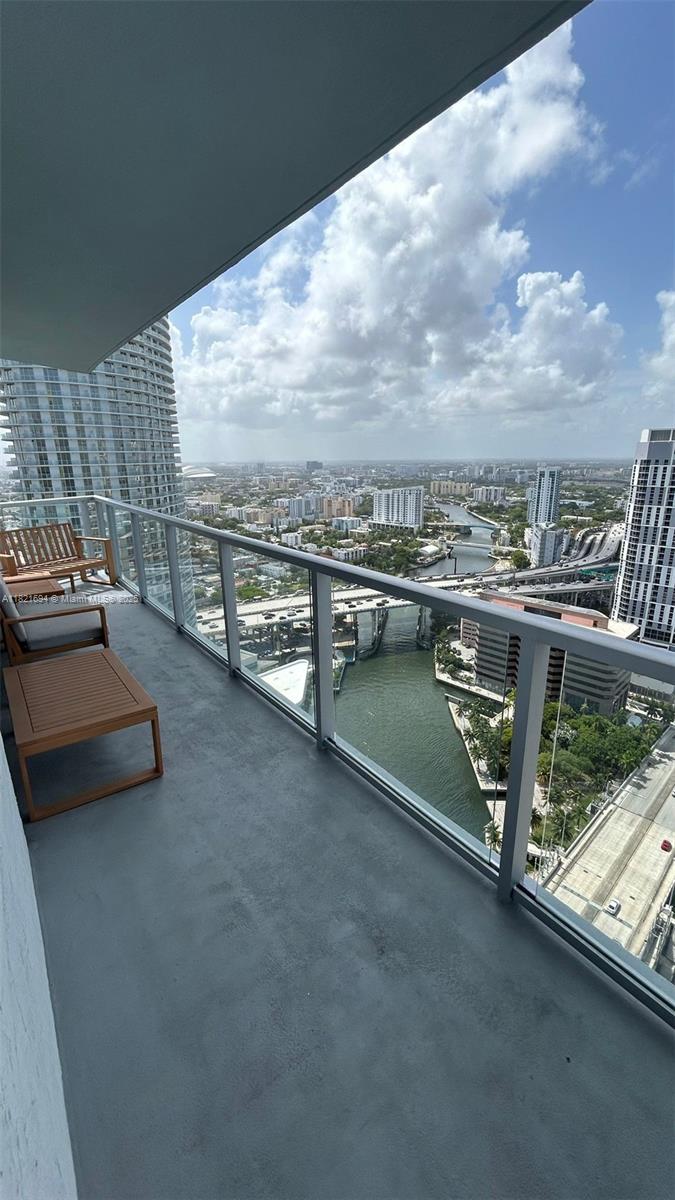 LATITUDE ON THE RIVER CON - Residential Lease