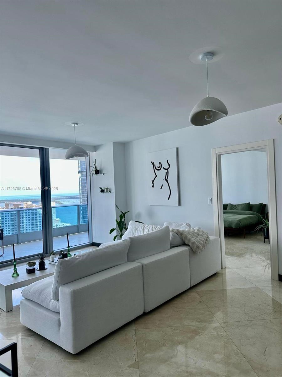 200 S Biscayne Blvd 3900