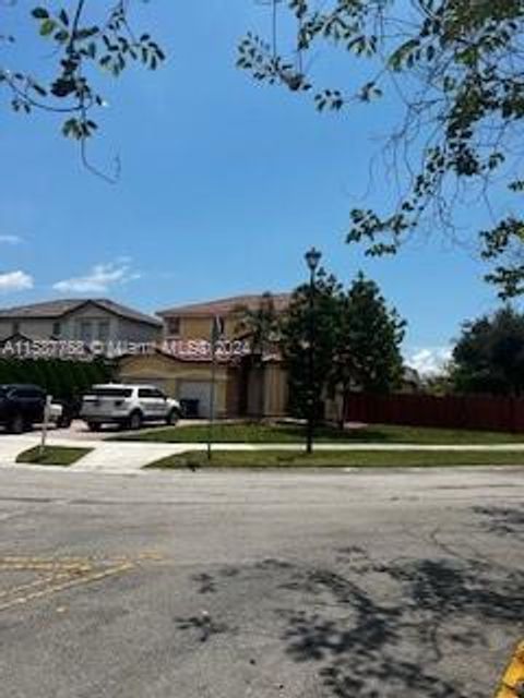 Single Family Residence in Homestead FL 24587 109th Ave Ave 1.jpg