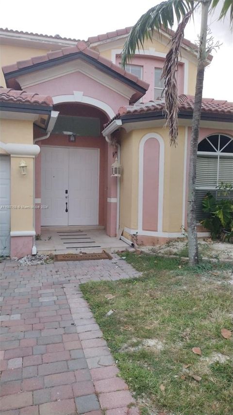 Single Family Residence in Homestead FL 24587 109th Ave Ave 3.jpg