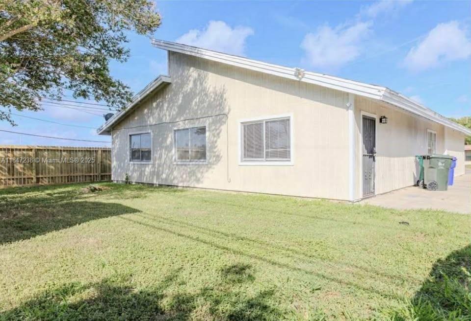 1230 Bernice DR