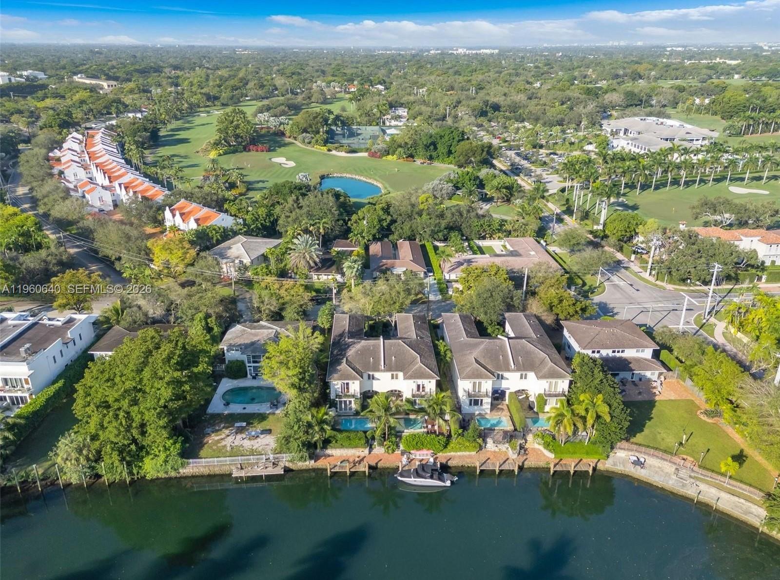 GABLES WATERWAY TOWN - Residential