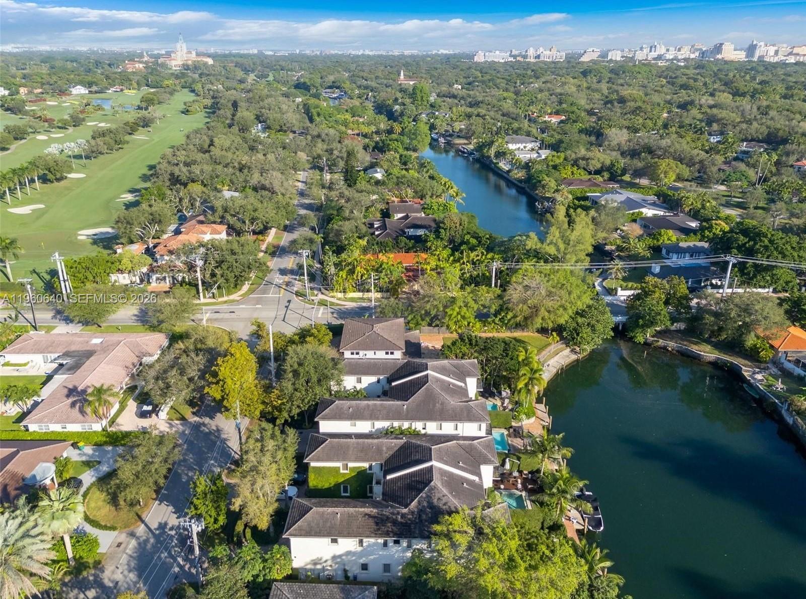 GABLES WATERWAY TOWN - Residential