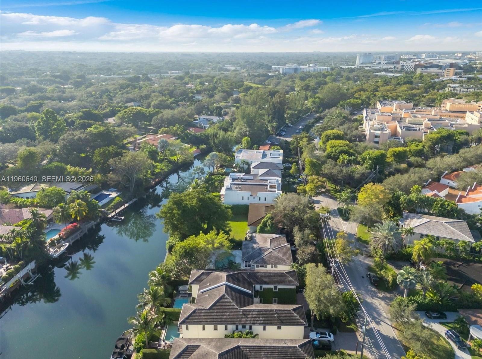 GABLES WATERWAY TOWN - Residential