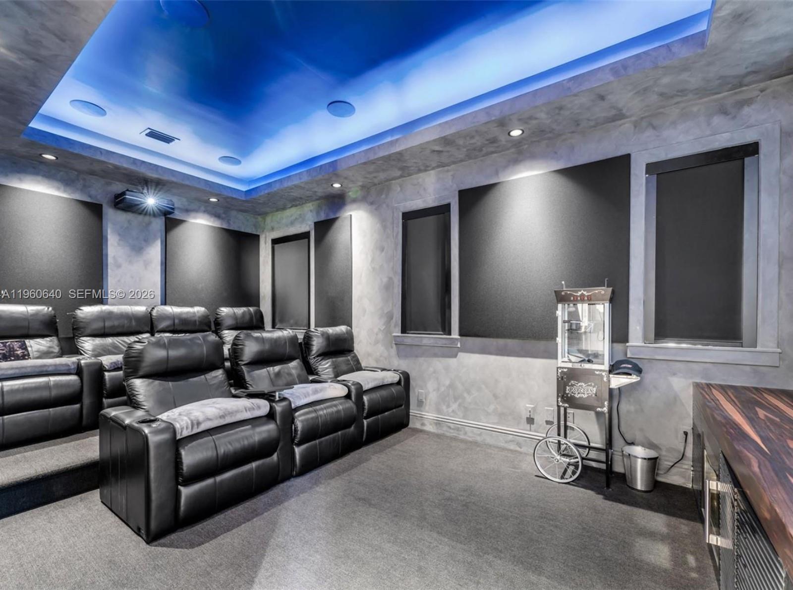 GABLES WATERWAY TOWN - Residential