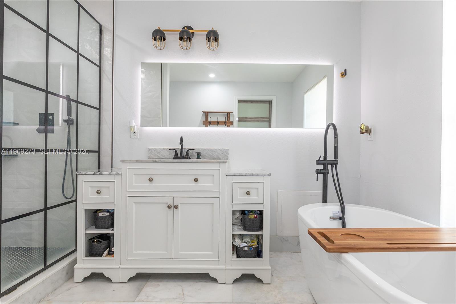 LAND SECTION 6-SOUTH - Residential