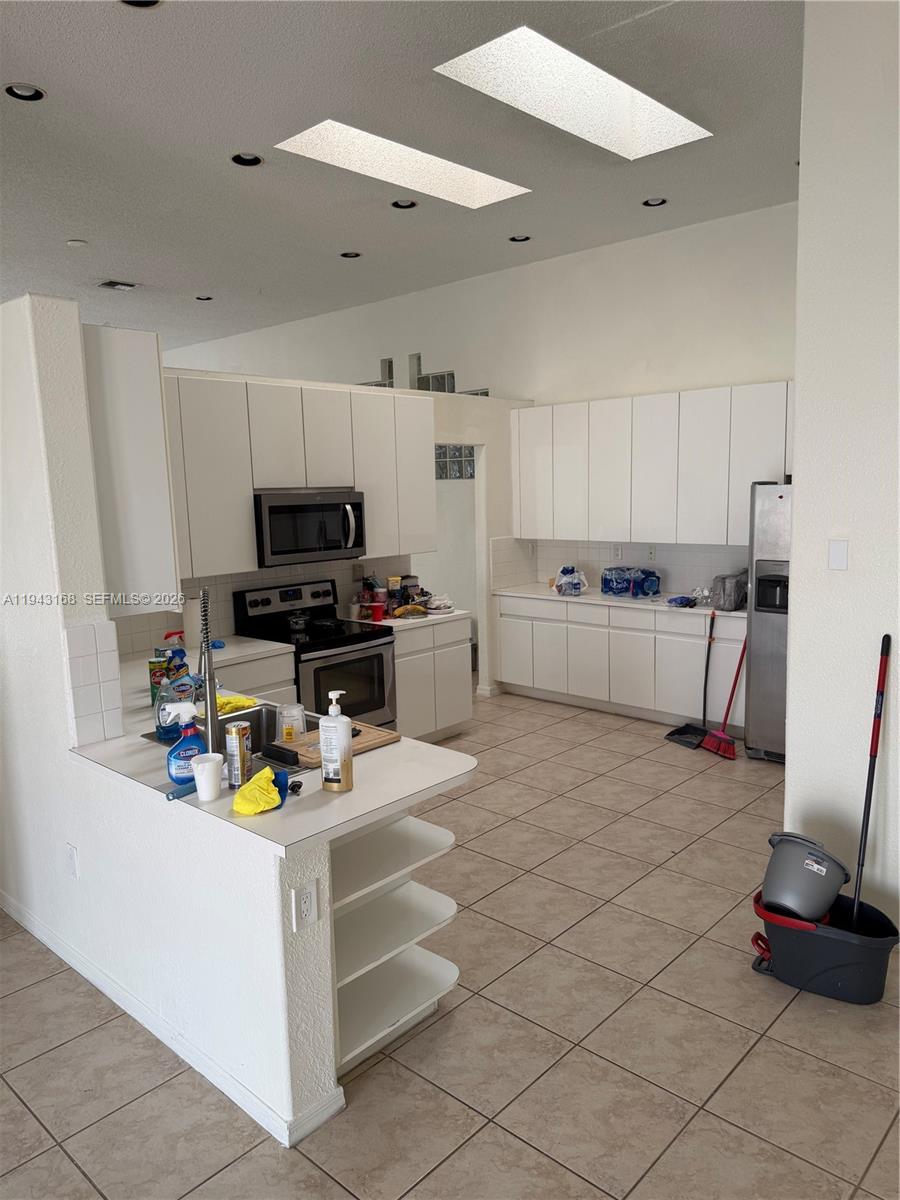 THE POINT - Residential Lease