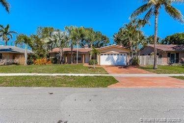 BOCA RATON SQUARE UNIT 13 - Residential Lease