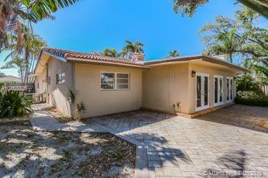 BOCA RATON SQUARE UNIT 13 - Residential Lease