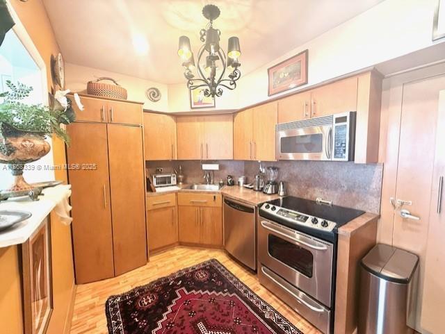 BRICKELL BAY TOWER CONDO - Residential