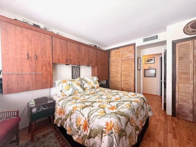 BRICKELL BAY TOWER CONDO - Residential