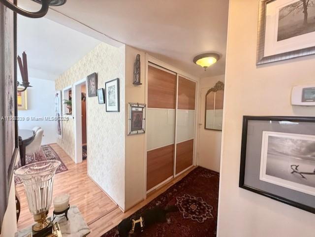 BRICKELL BAY TOWER CONDO - Residential