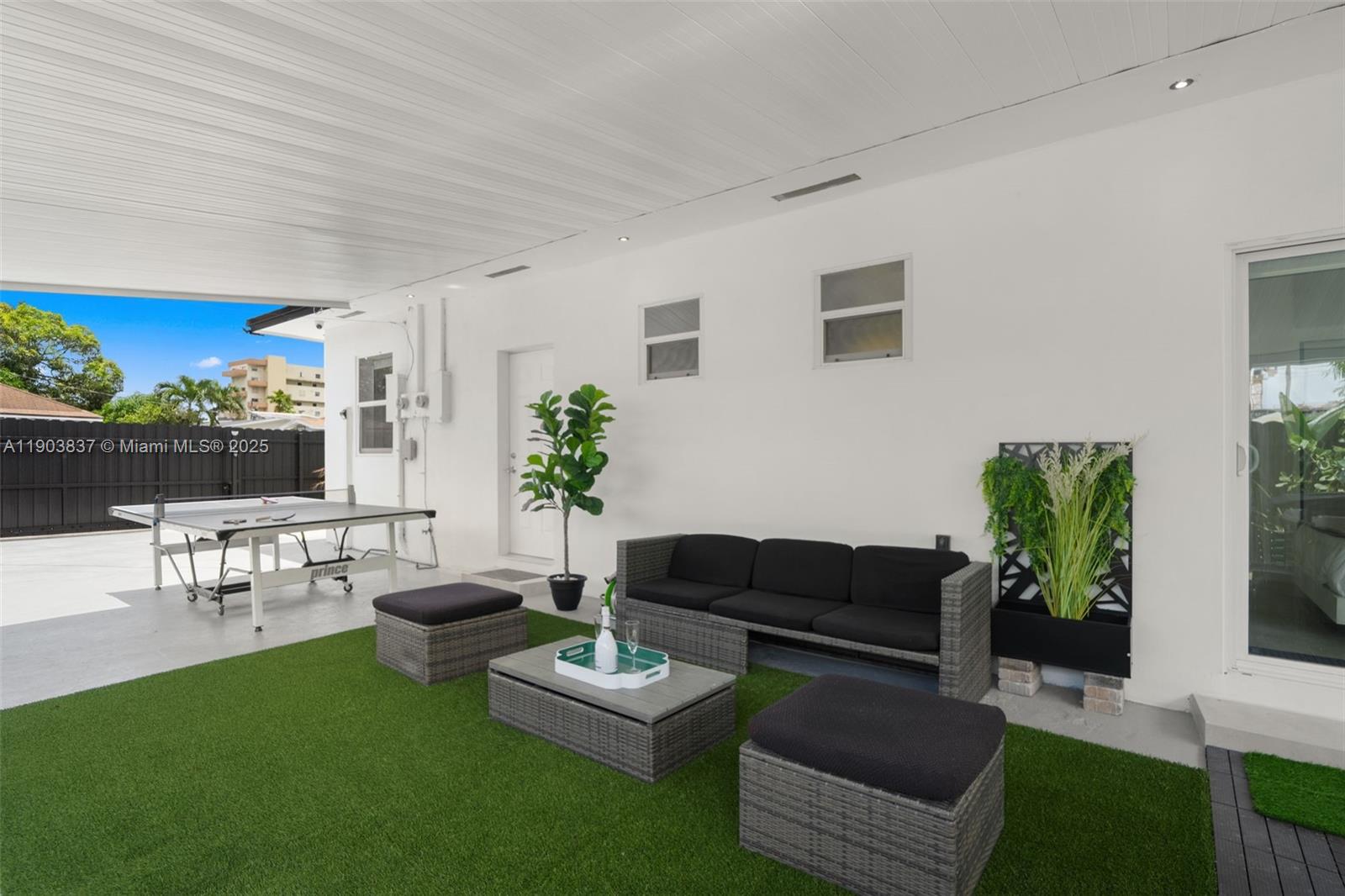 WATSON SUB - Residential Lease