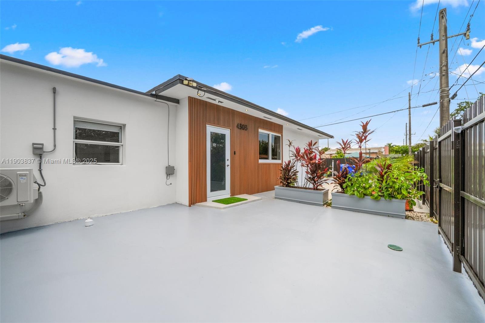 WATSON SUB - Residential Lease