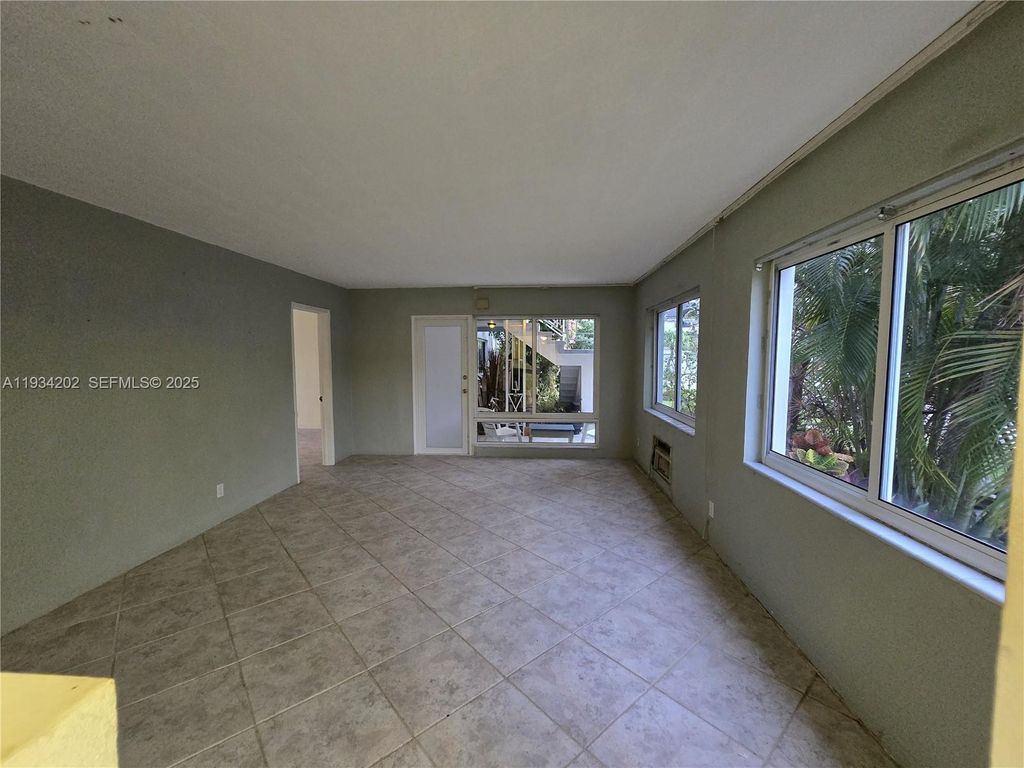 Photo of Pompano Beach, FL 33062 (MLS # A11934202)