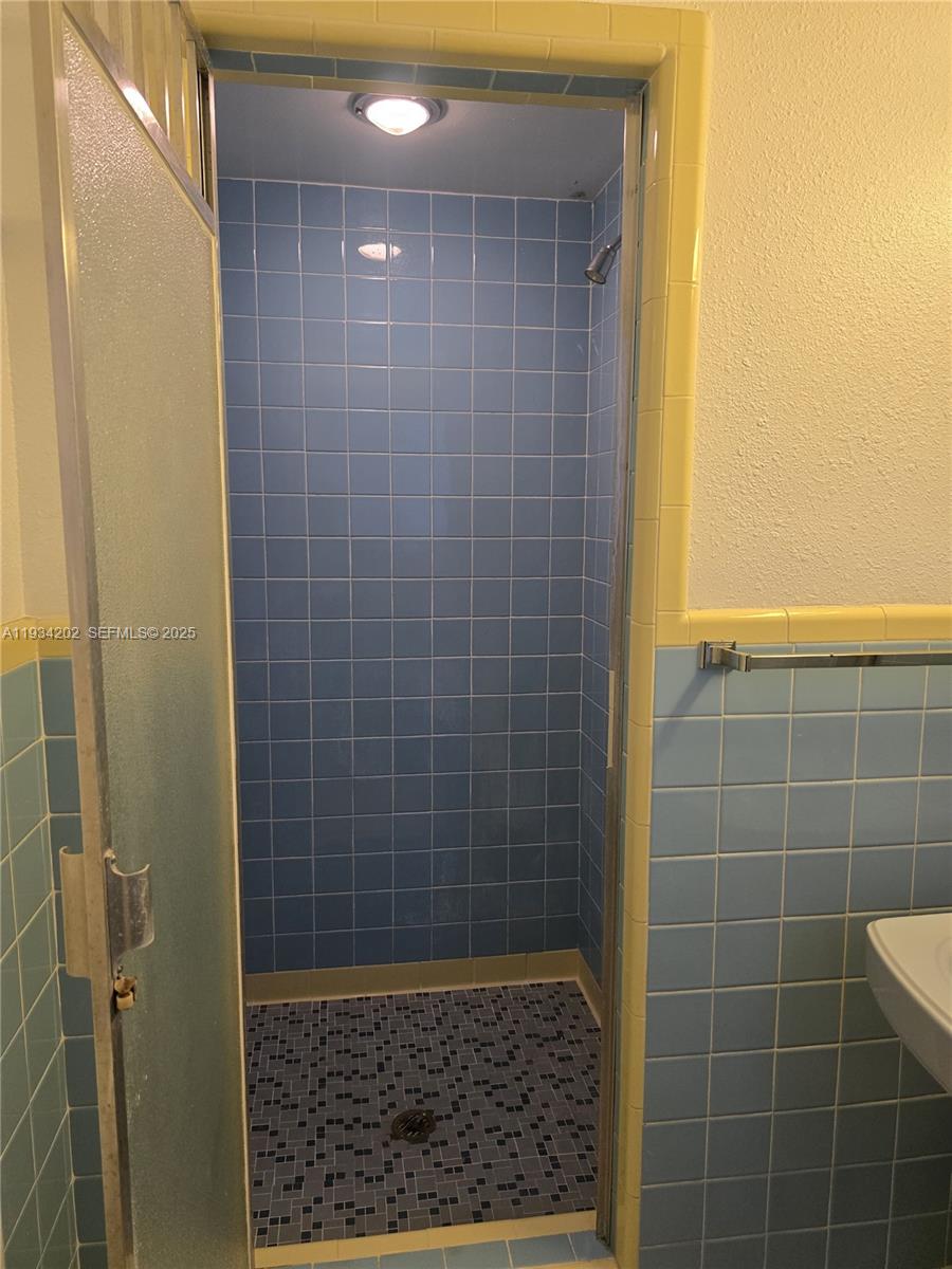 LAKESIDE CO-OP - Residential