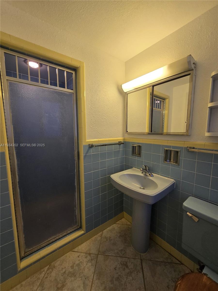 LAKESIDE CO-OP - Residential