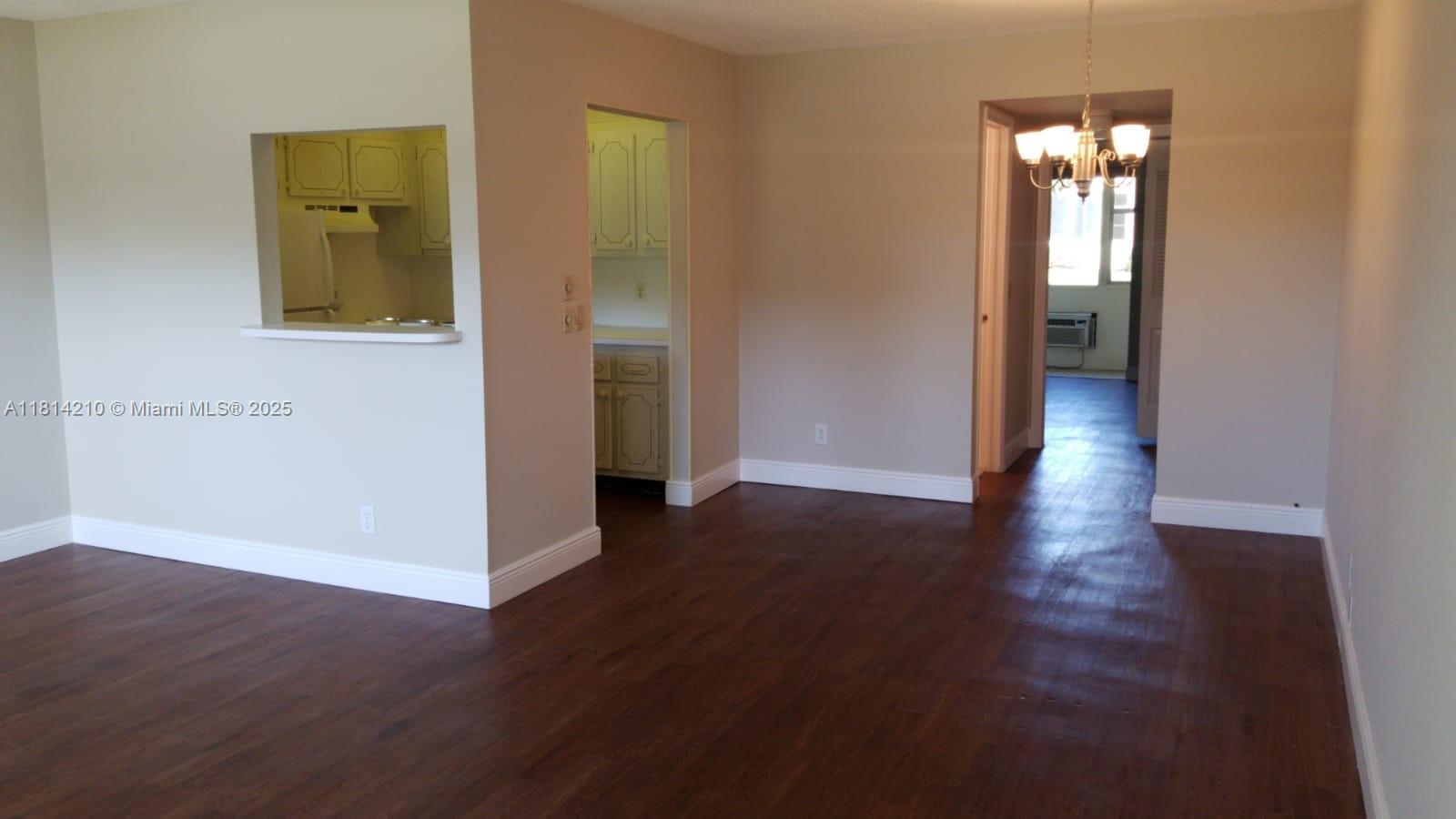 JUST for 55 year old + person (Community). 1B+1.5B with laminate floor, in Ground Floor. Excellent Conditions, Unfurnished Wonderful Amenities, Heated Indoor Pool, Professional Exercise Room, Entertainment. Community is gated with 24-hour security and has a clubhouse with a 1,201 seat theater which shows three first-run movies monthly free of charge, fitness center with on-site personal trainer five days a week, 17 swimming pools, fishing, on and offsite free transportation, boating, clubs, onsite barber/beauty salon and Walgreens' Drug Store. Lots of activities. Owner will to rent asap.