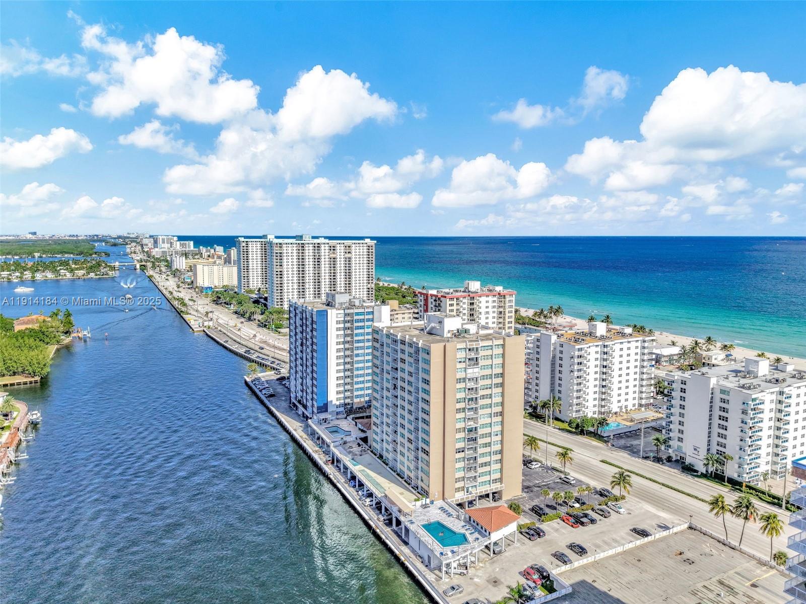 TRAFALGAR TOWERS CONDOMIN - Residential