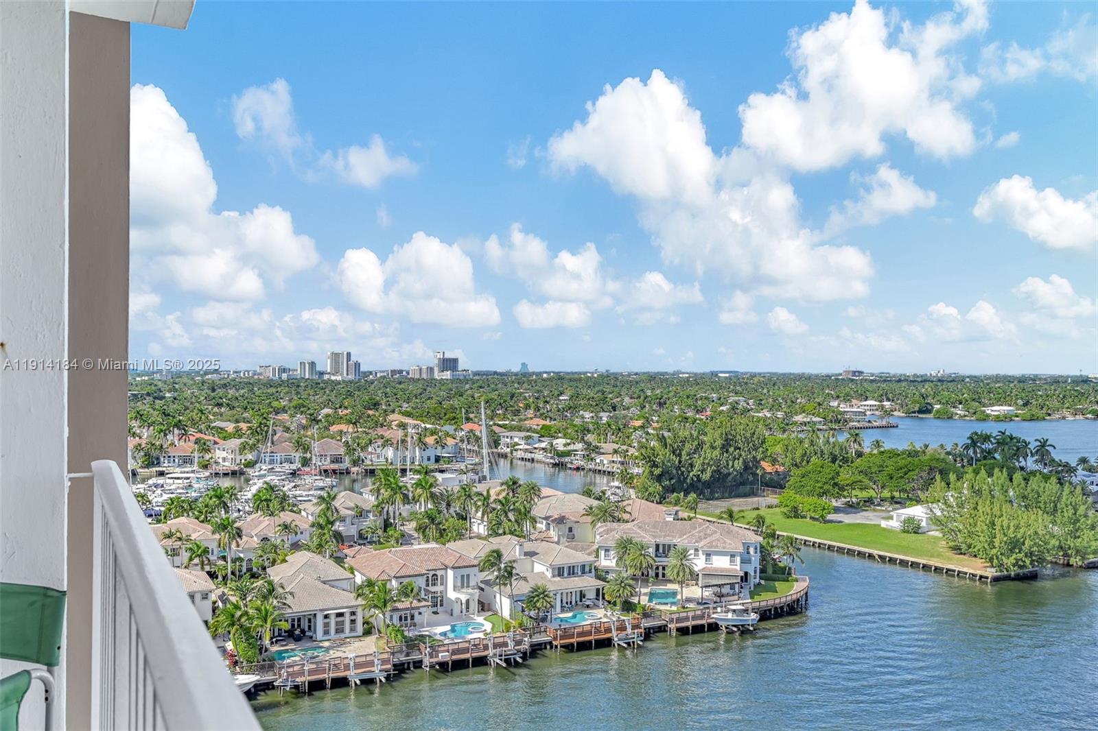 TRAFALGAR TOWERS CONDOMIN - Residential