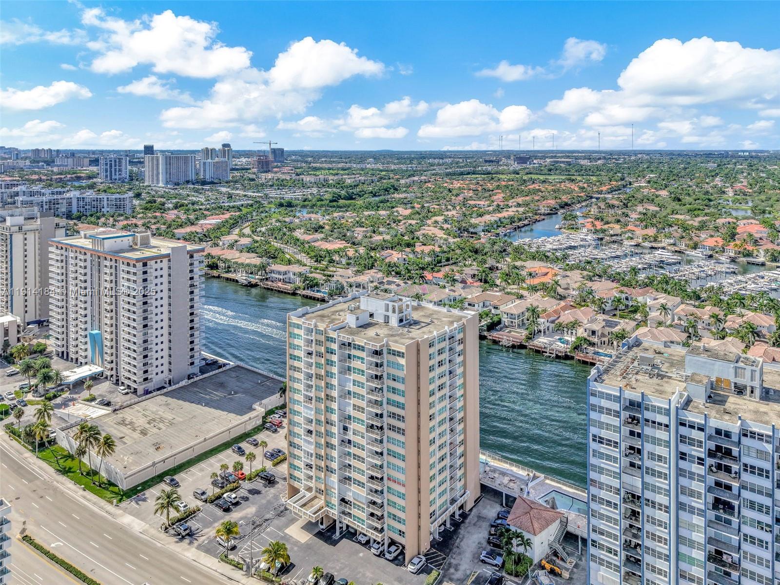 TRAFALGAR TOWERS CONDOMIN - Residential