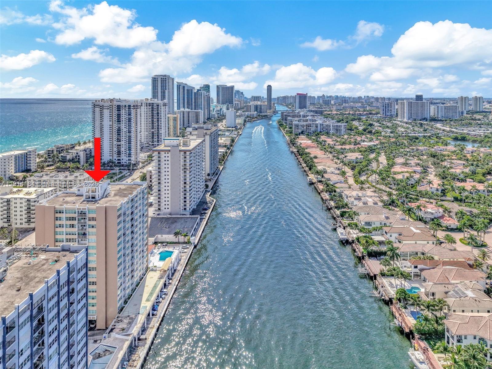 TRAFALGAR TOWERS CONDOMIN - Residential