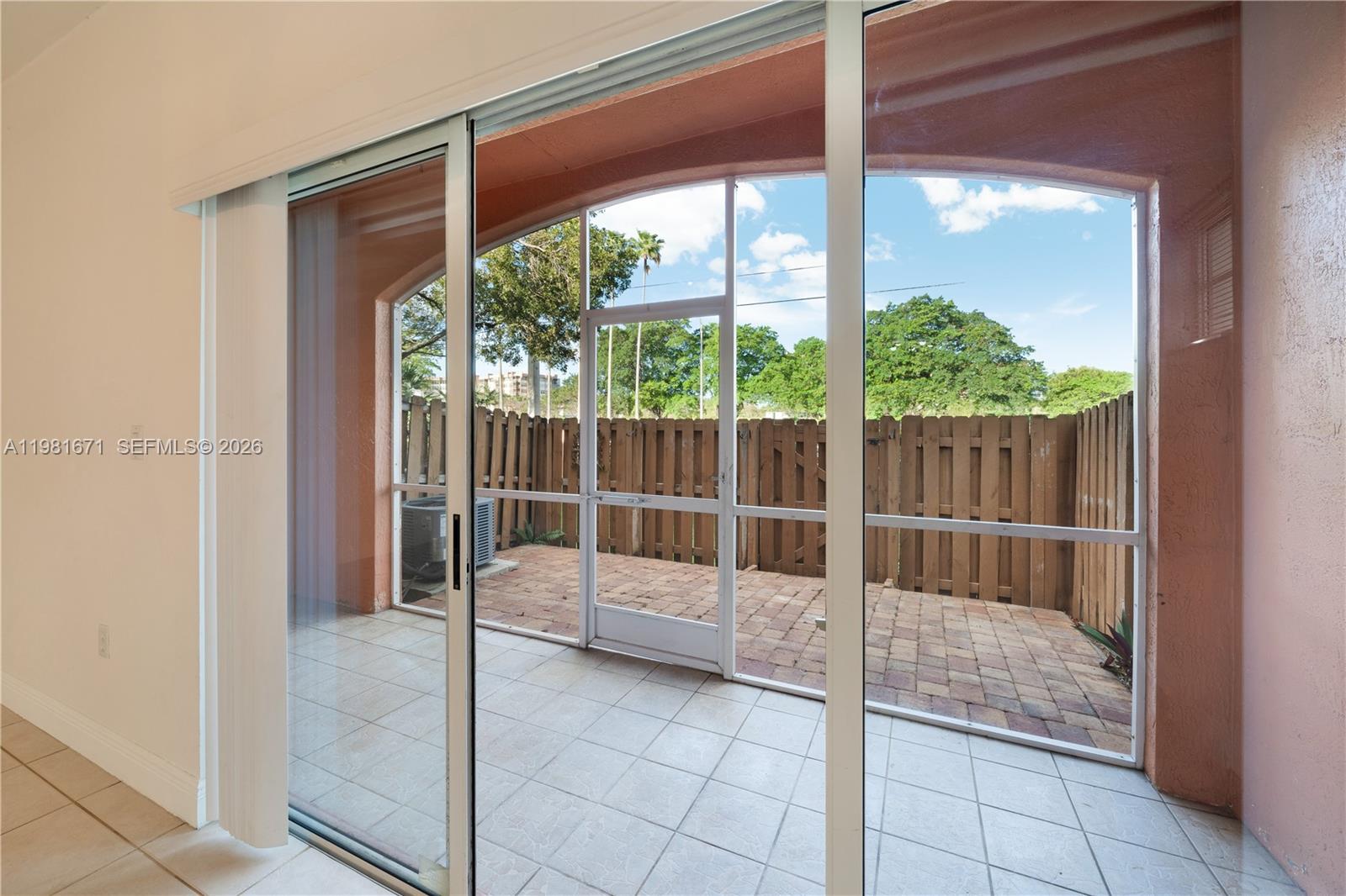 UNITED HOMES PLAT - Residential