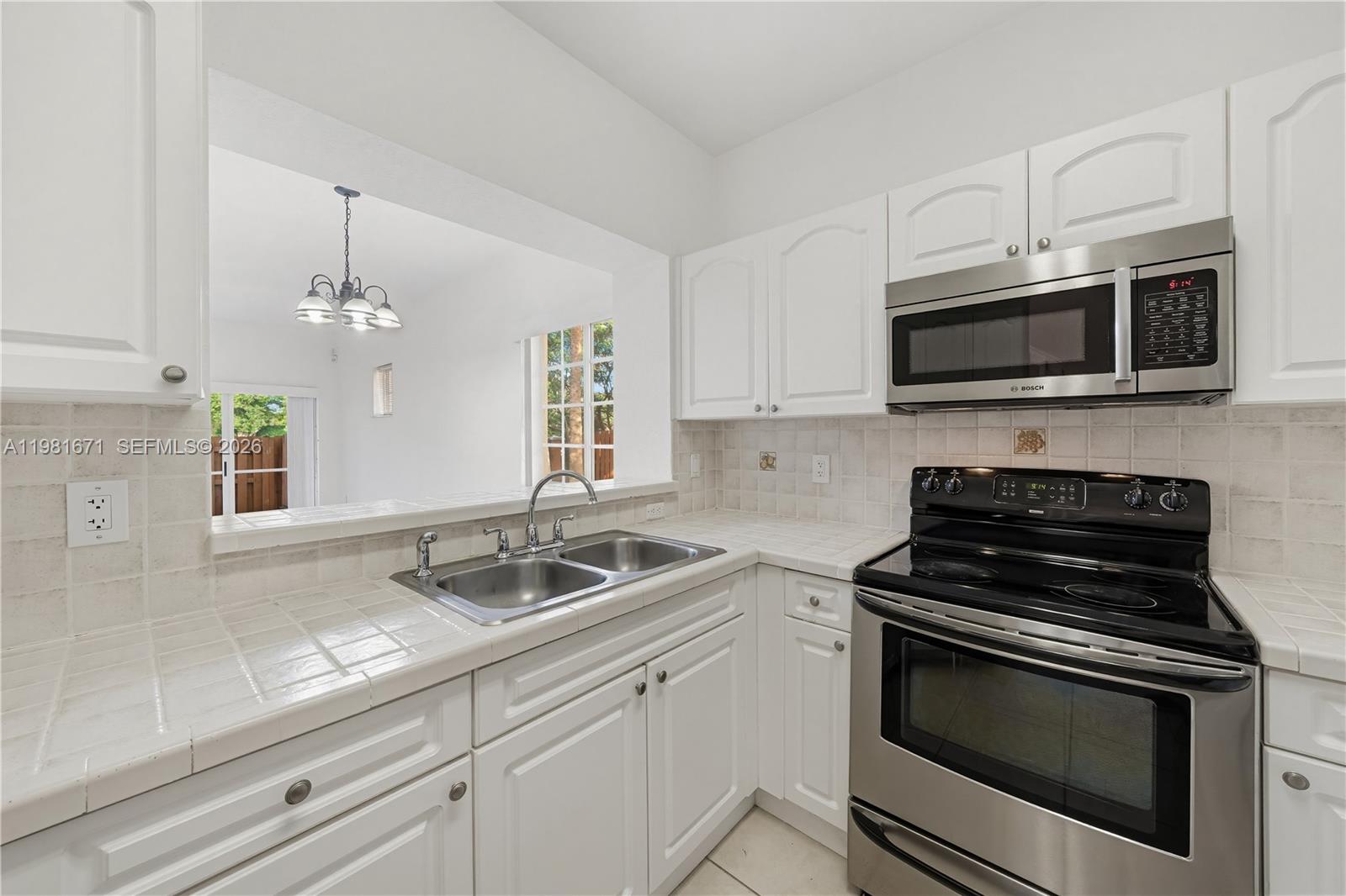 UNITED HOMES PLAT - Residential