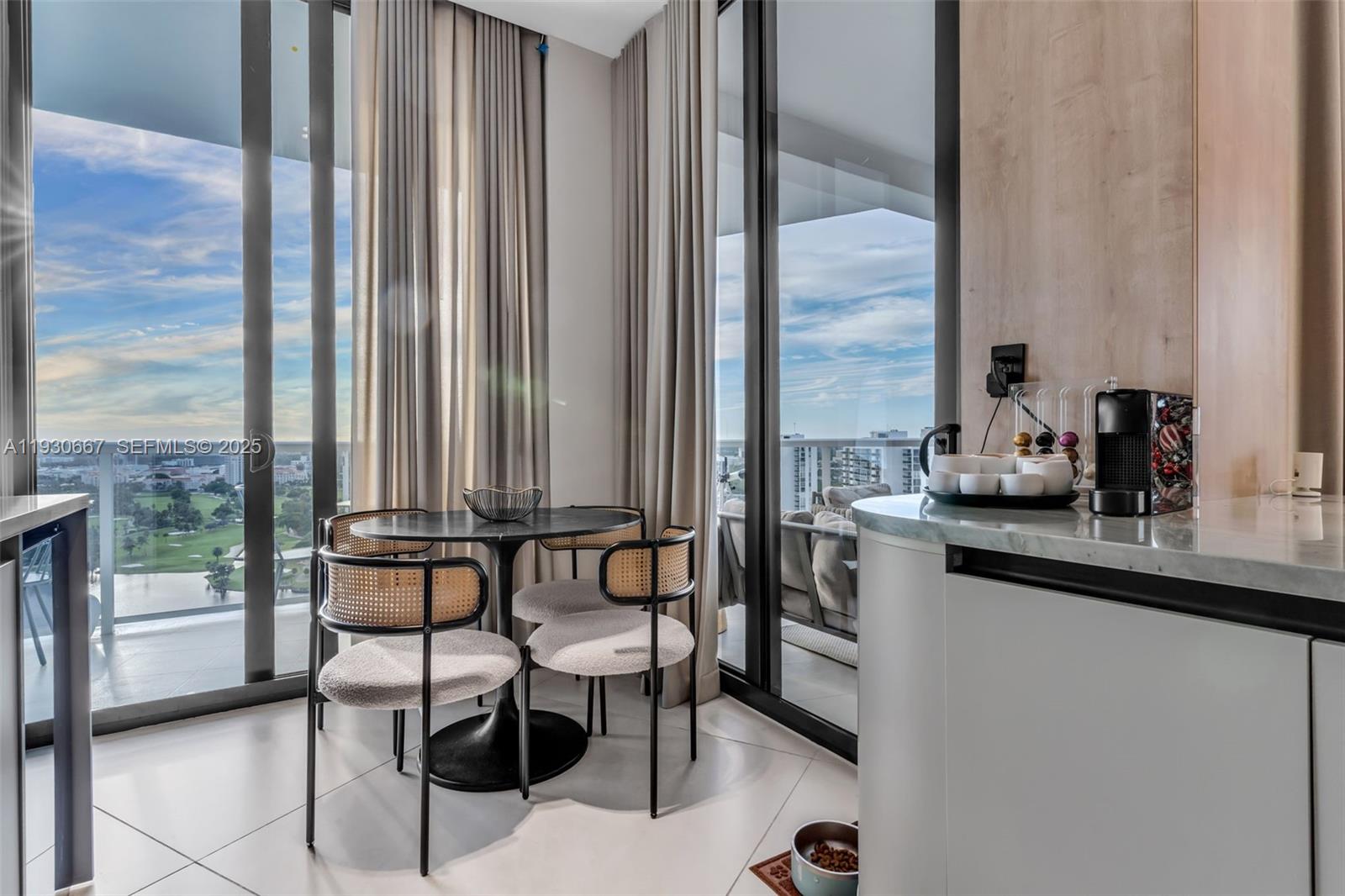 HAMPTONS WEST CONDO - Residential