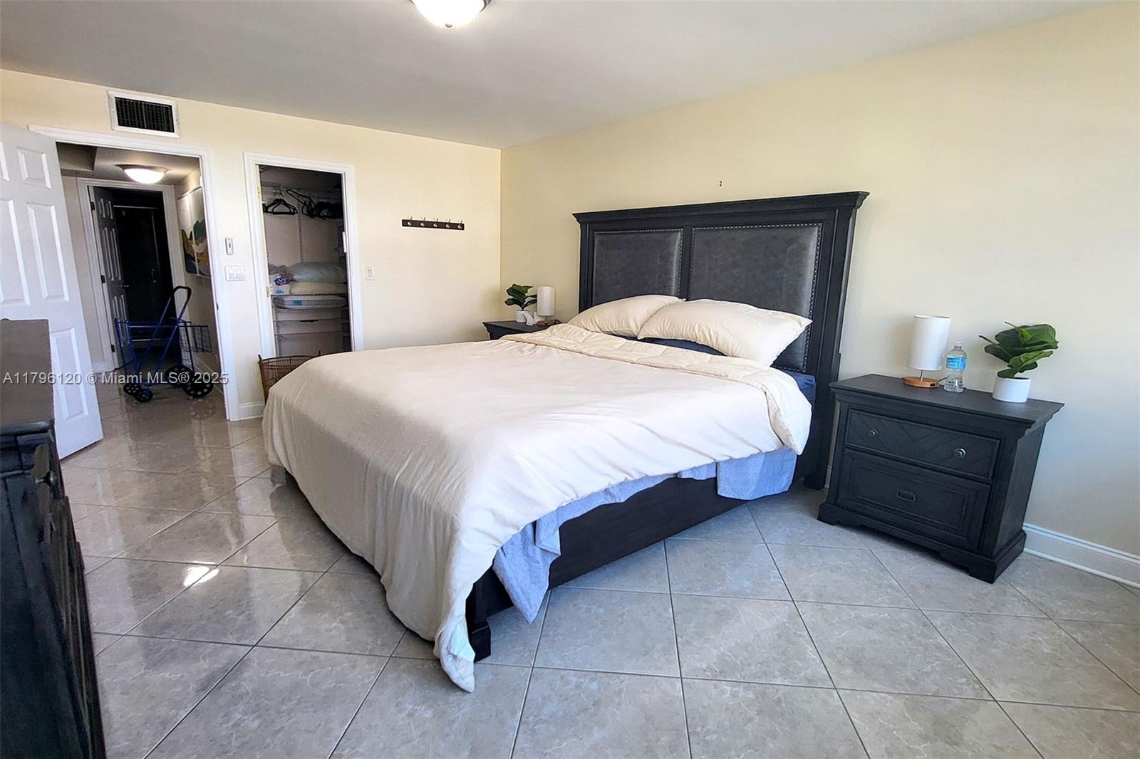 QUADOMAIN TOWER I AND IV - Residential Lease