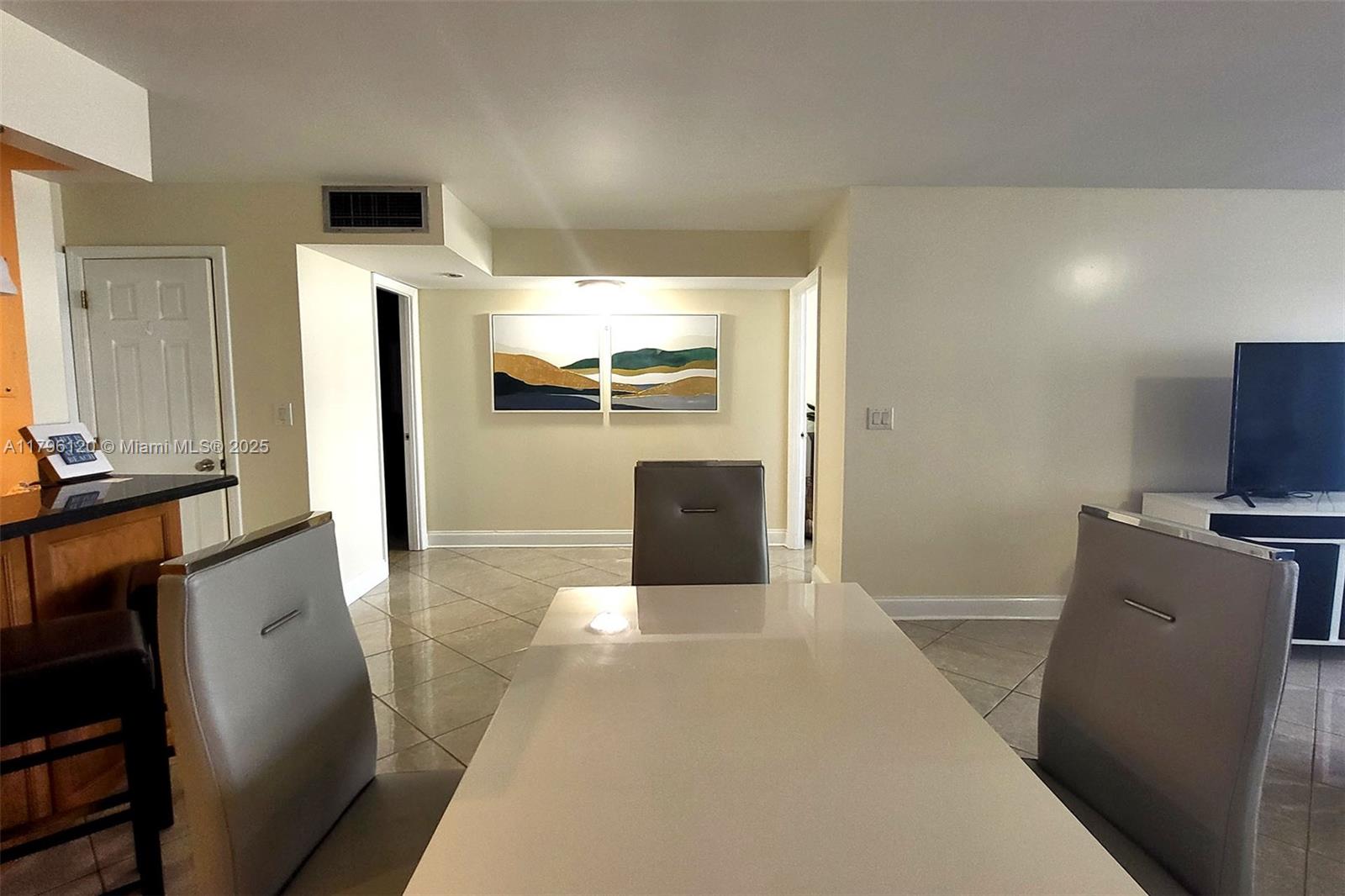 QUADOMAIN TOWER I AND IV - Residential Lease