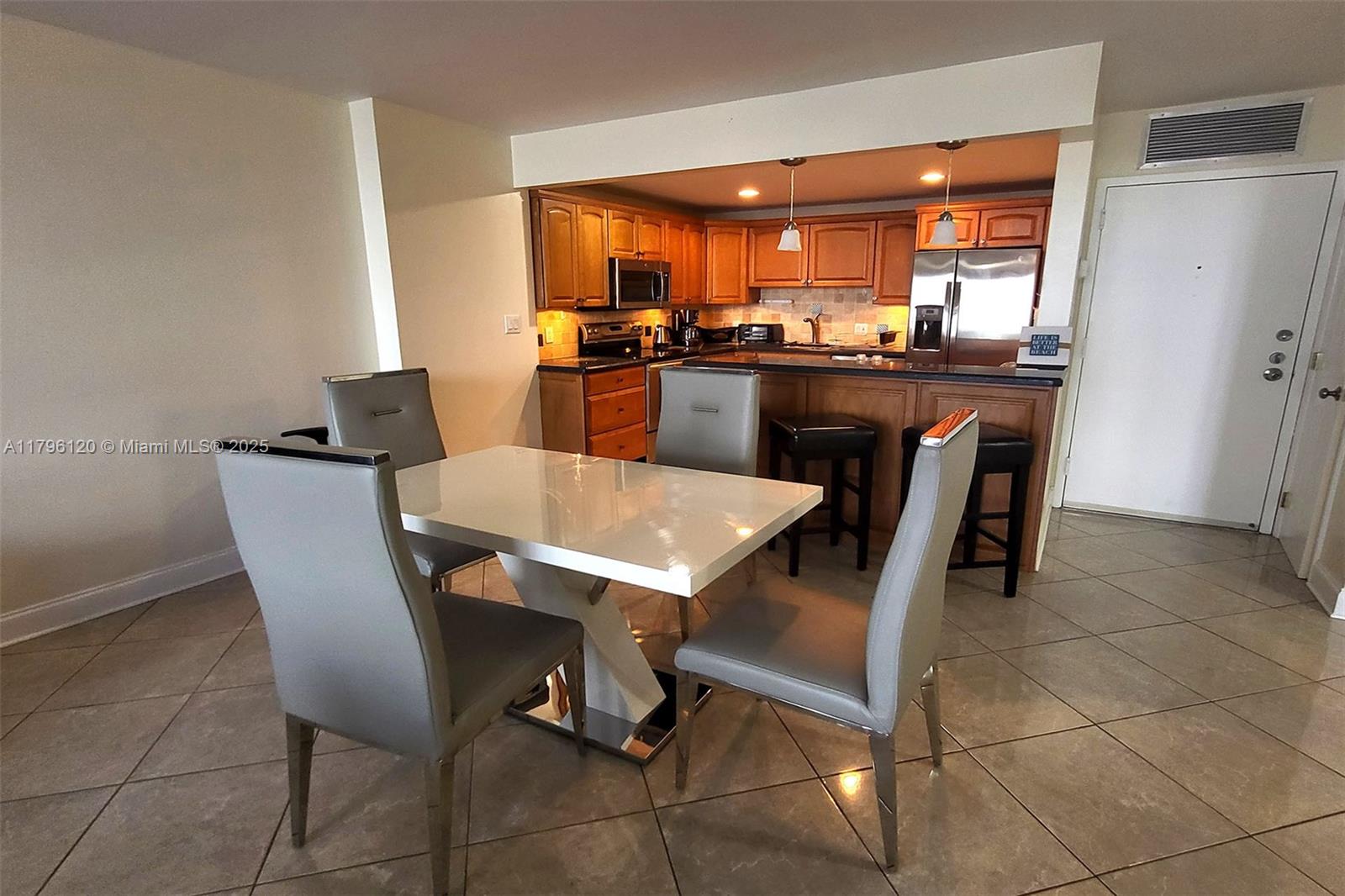 QUADOMAIN TOWER I AND IV - Residential Lease