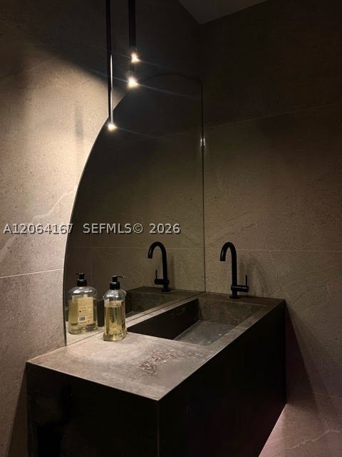 1350 Pennsylvania Ave 201