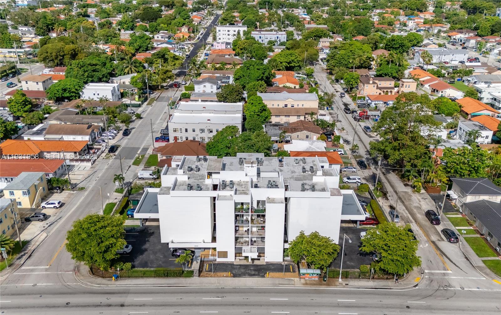 CAROLINA HEIGHTS - Residential Lease