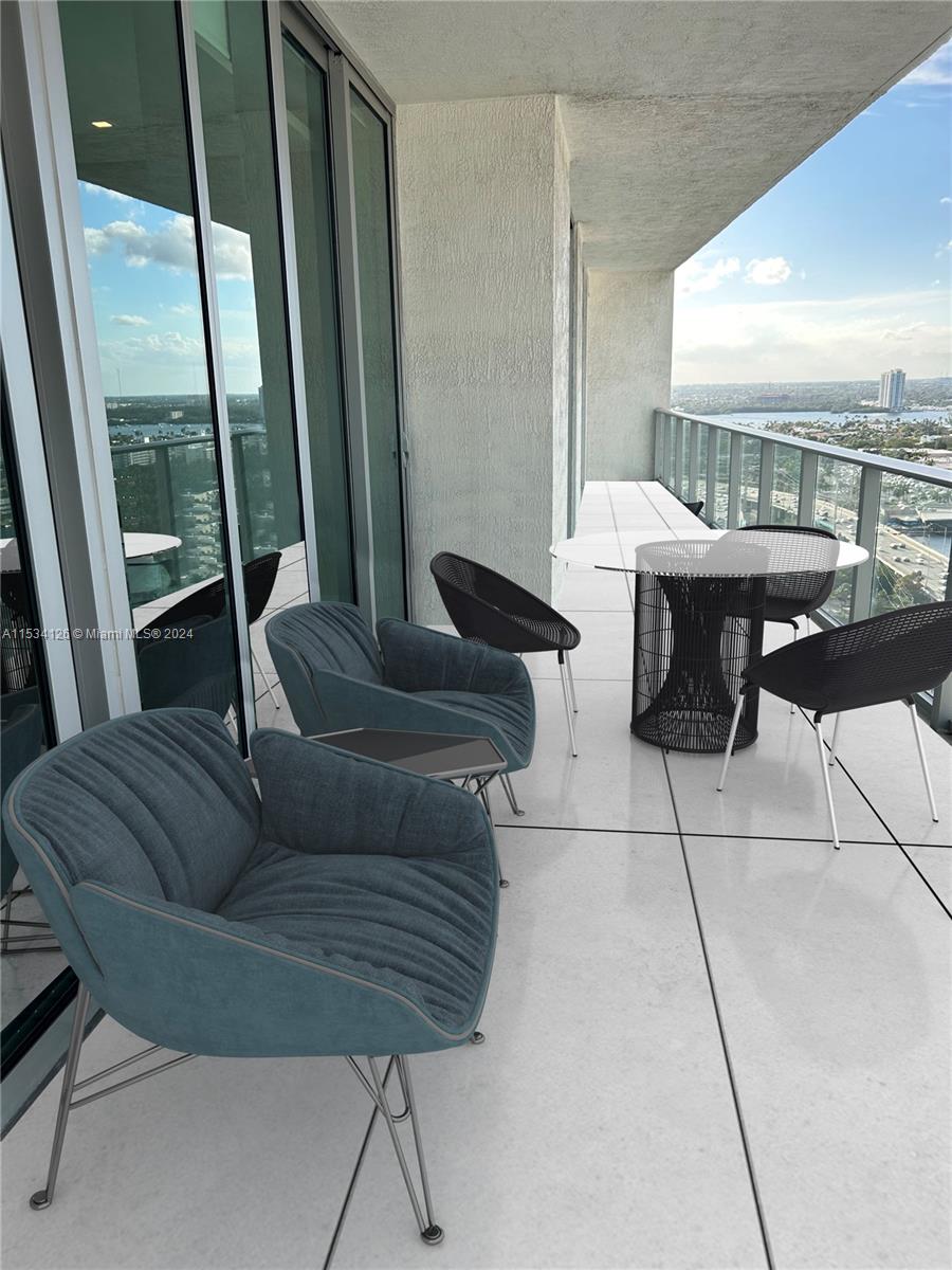 PARQUE TOWERS CONDO - Residential